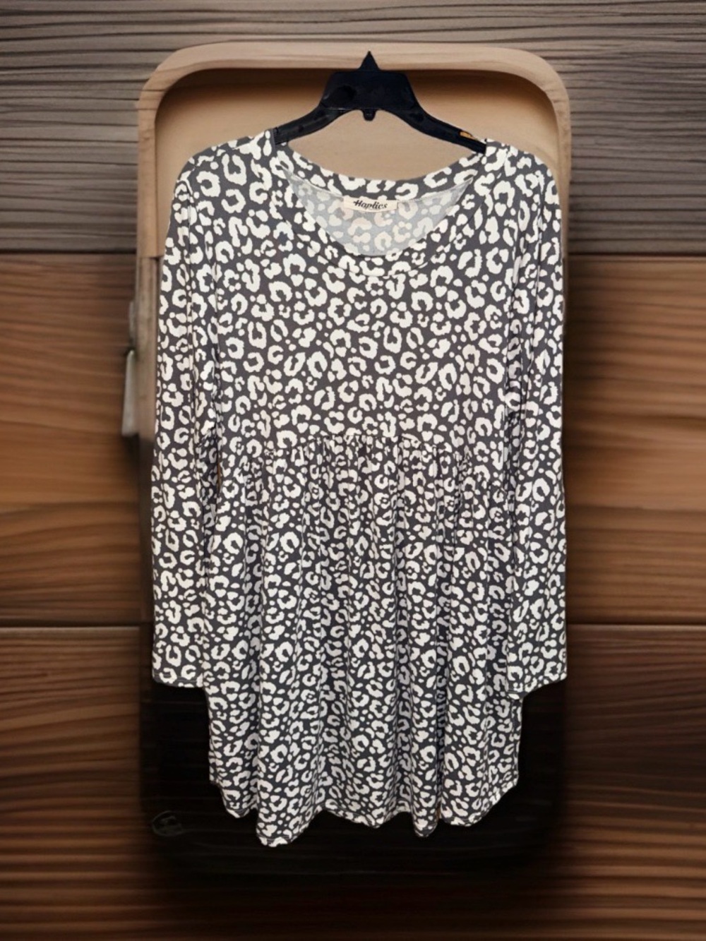 Haptics Gray & White Leopard Print Long Sleeve Babydoll Dress/Top-M-EC